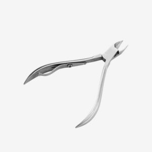 Cuticle nippers around the nails