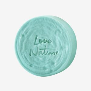 LOVE NATURE Refreshing Soap Bar with Organic Coconut Water & Melon